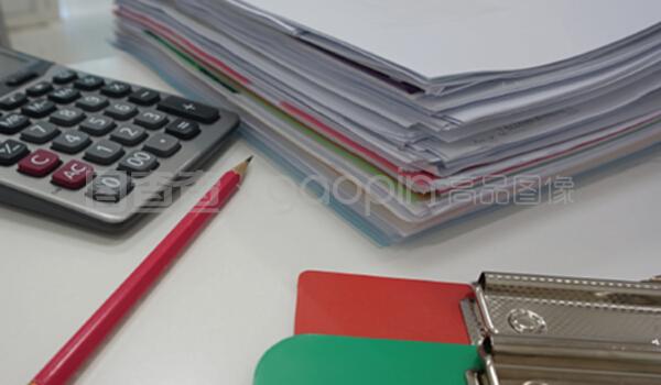 办公室里的无声伙伴 文件与办公用品的整理与高效利用